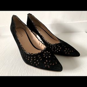 GUESS Black Suede Pumps